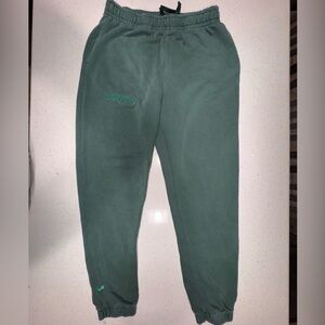 NIKE SPORT AND SANCTUARY CUFFED SWEATPANTS GREEN SIZE MEDIUM (GOOD CONDITION)